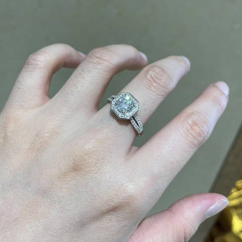 圆包Women's RingS925银镀白金定制选款主石Moissanite1.0ct/副石高碳钻